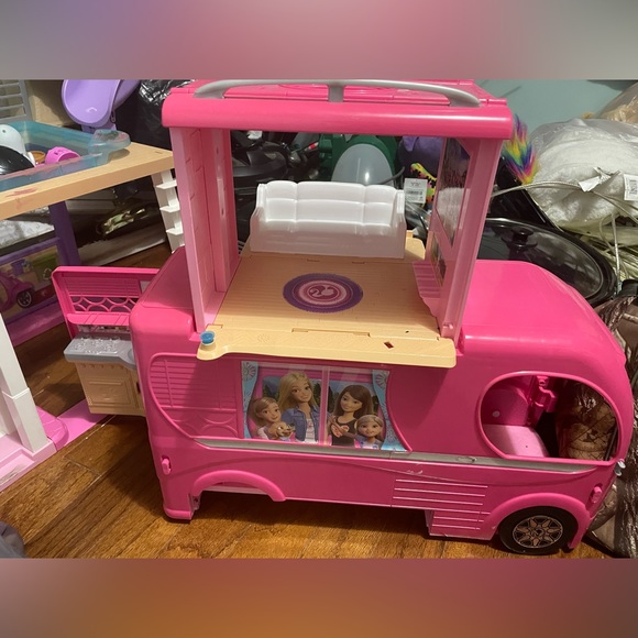 UPDATED Barbie Dreamhouse, Barbie Camper, & LOTS of barbie’s with clothes & acce - Picture 2 of 4